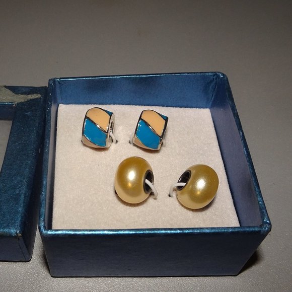 Set of (2) Cream Blue Colored Bracelet Necklace Spacer Charms - Picture 1 of 2